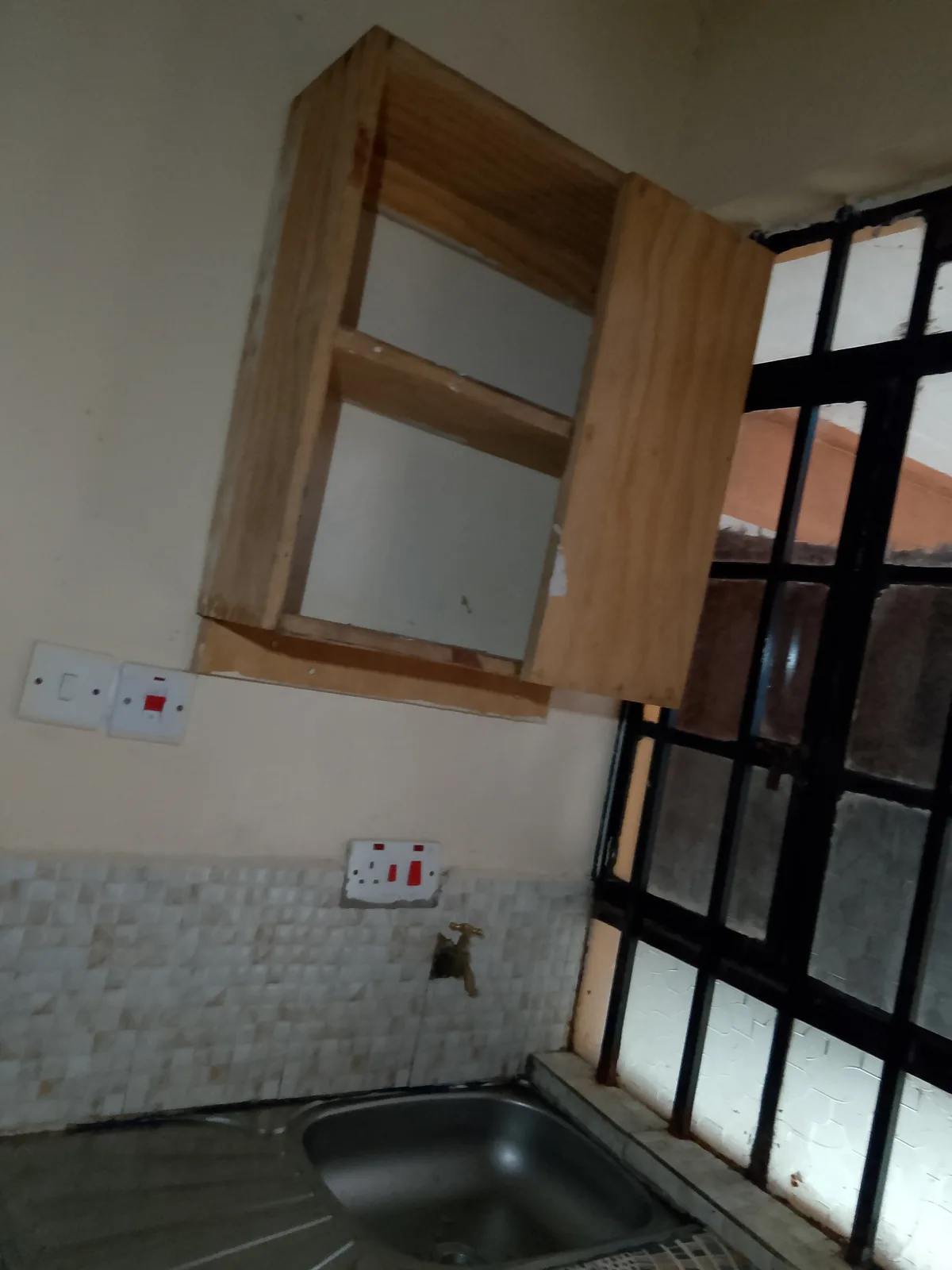 Property detail 1