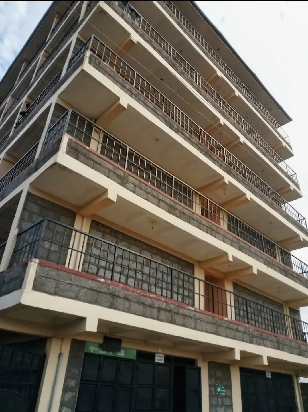 Property detail 1