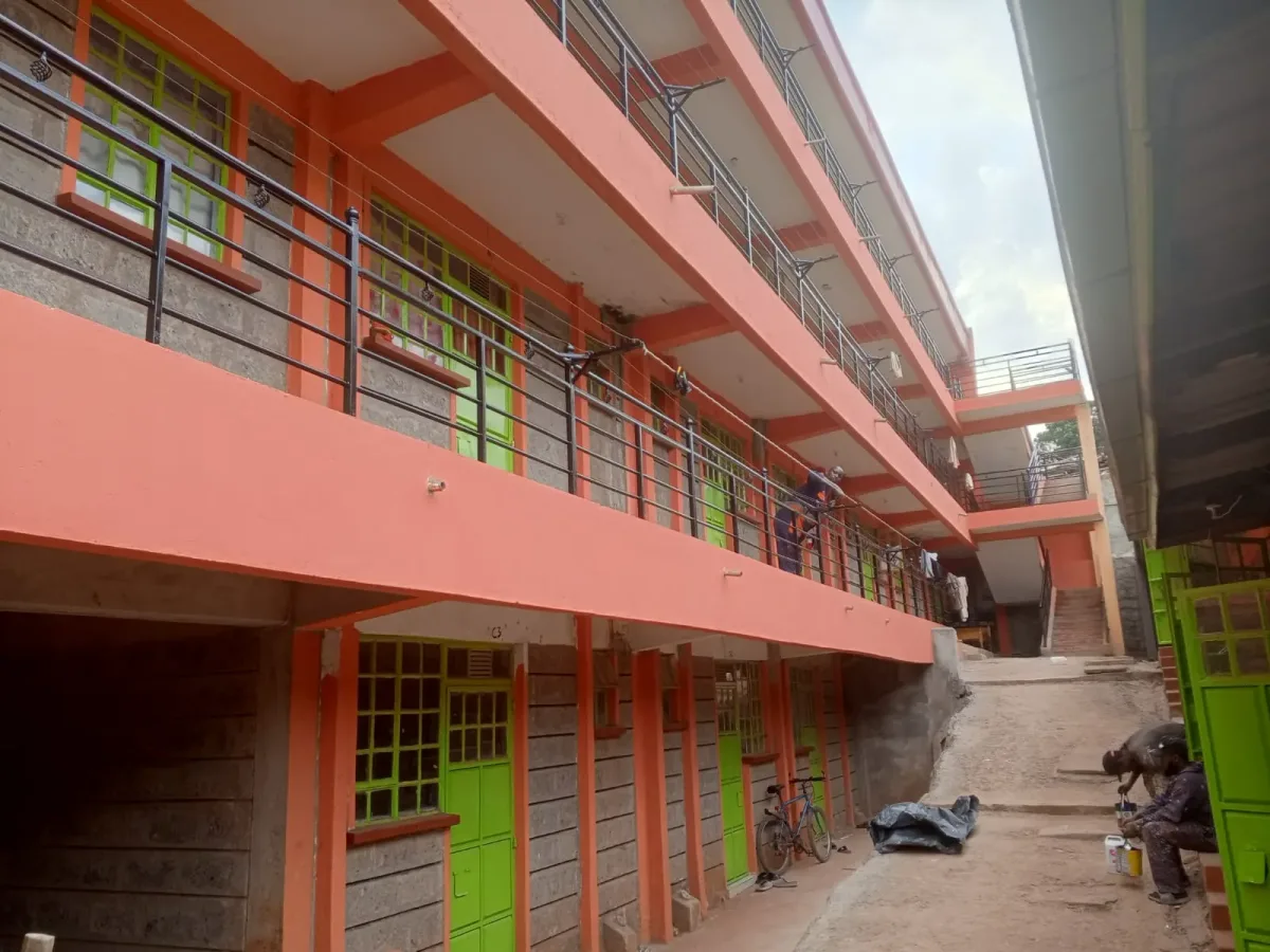 KWA KIMANI — student hostel